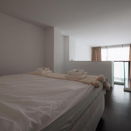 Skau Eurovea Duplex Apartment Danube Exclusive View Free Parking Братислава Екстер'єр фото