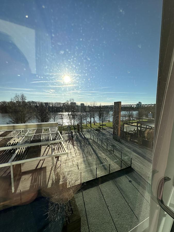 Skau Eurovea Duplex Apartment Danube Exclusive View Free Parking Братислава Екстер'єр фото