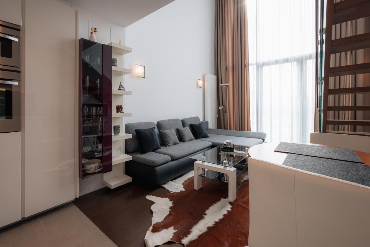 Skau Eurovea Duplex Apartment Danube Exclusive View Free Parking Братислава Екстер'єр фото