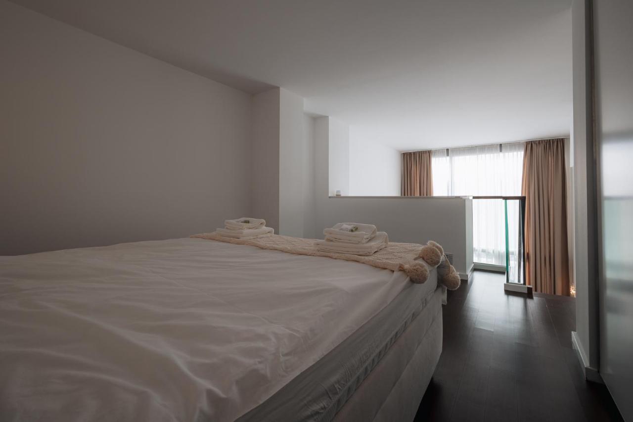 Skau Eurovea Duplex Apartment Danube Exclusive View Free Parking Братислава Екстер'єр фото